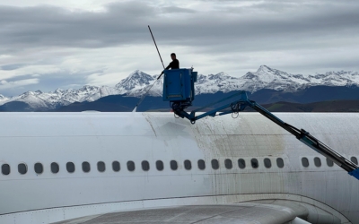 intervention d'Hydronet sur nettoyage d'un avion dans le sud de la France, Tarbes